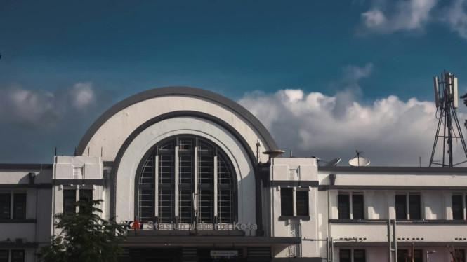 Stasiun kereta tertua menjadi saksi bisu sejarah Indonesia