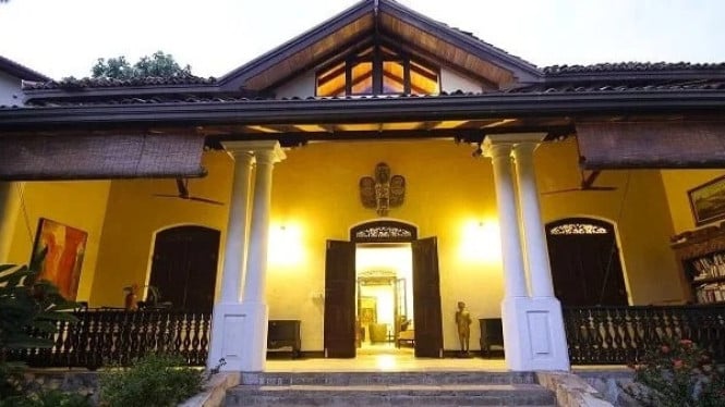 Rumah Klasik bergaya Belanda