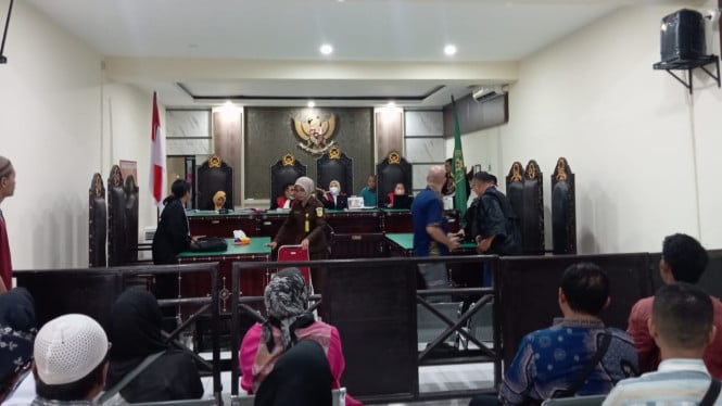 Suasana Sidang di Pengadilan Negeri Mataram