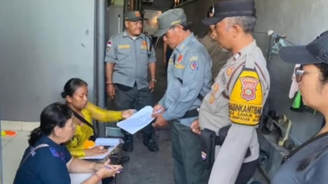 Pendataan penduduk non permanen di Sanur Kaja