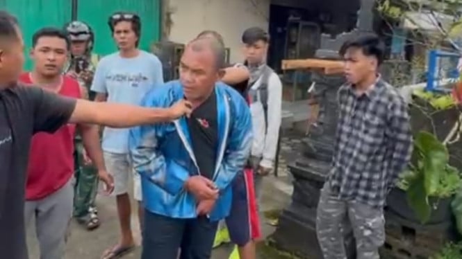 Oknum Anggota Polsek Baturiti Jambret Pedagang Buah di Buleleng