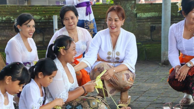 Lomba hias Cane se- desa adat Kapal, Badung