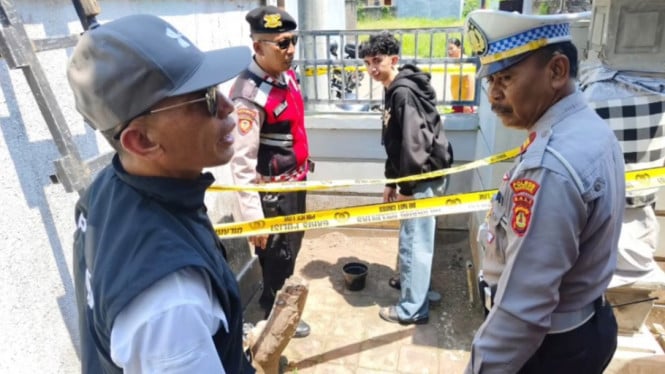 Polisi Olah TKP Penemuan Jasad Bayi di Halaman Belakang Rumah Majikan