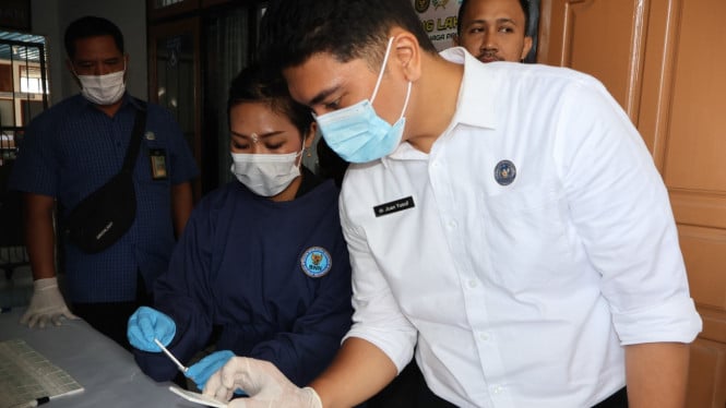 Tes Urine bagi Pegawai dan Warga Binaan di Rutan Negara