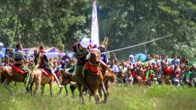 Pelaksanaan Ritual Pasola