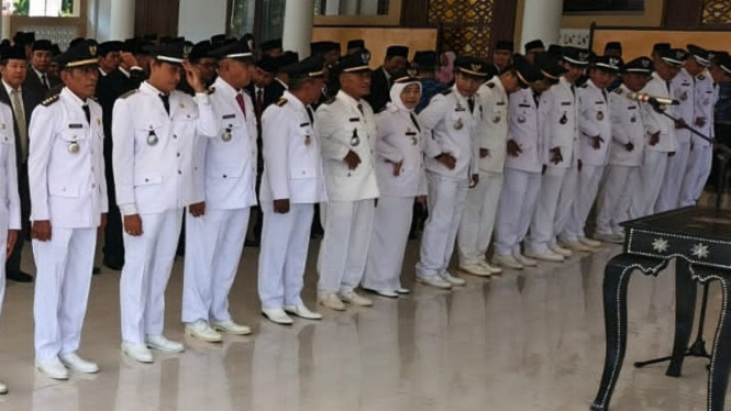 Pelantikan Pejabat eslon III dan IV Lombok Timur