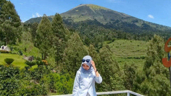 Berlibur ke Wisata Alam Posong