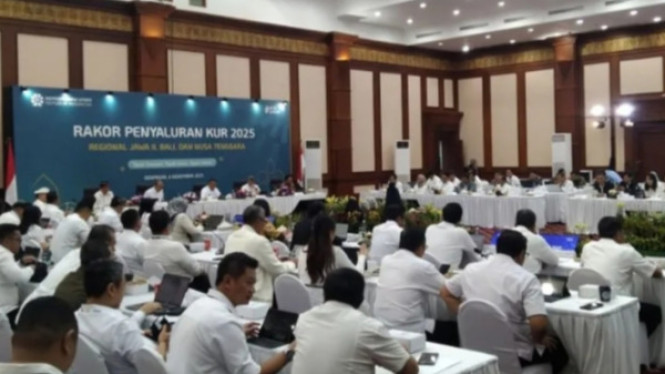 Rapat Koordinasi penyaluran KUR 2025 regional Jawa II, Bali dan NTB