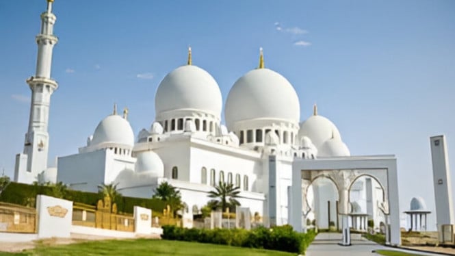 Masjid Raya Syekh Zayed Solo