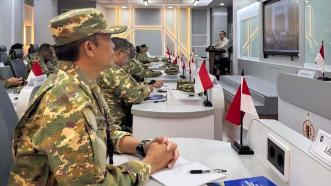 Bupati Lombok Tengah sekaligus Ketua DPD Partai Gerindra NTB