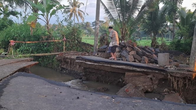 Kondisi Jembatan Montong Gading Pasca Ambruk