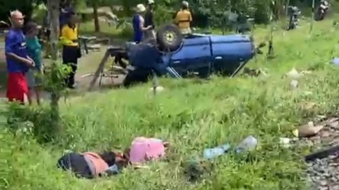 Mobil vs Kereta api, 4 orang tewas di Pasuruan