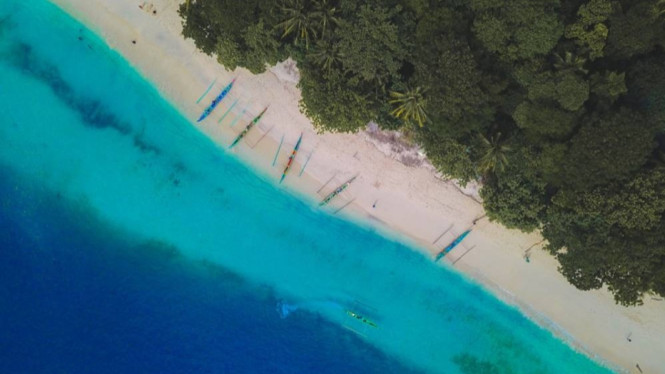 Pesona Teluk Kiluan
