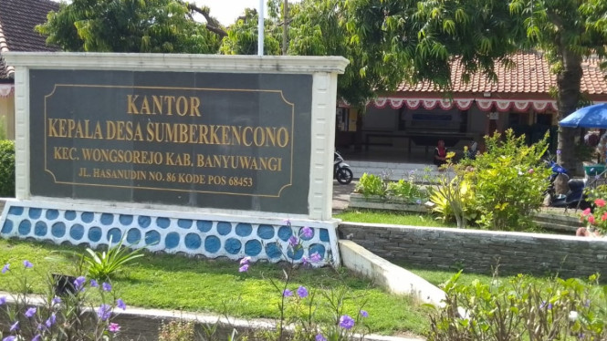 Balai Desa Sumber Kencono, Wongsorejo, Banyuwangi