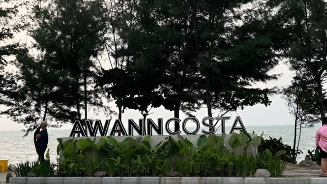 Pemandangan Awan Costa Semarang.