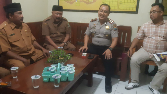 Kapolsek Wongsorejo, AKP Eko Darmawan temui perwakilan Kades