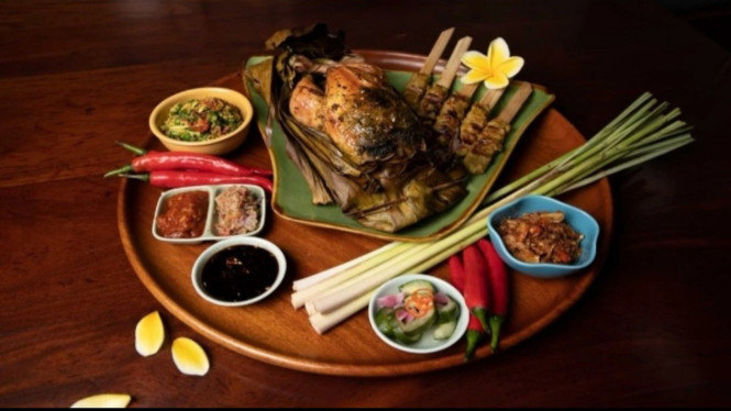 Ayam Betutu salah satu makanan khas Bali