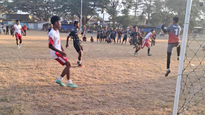Dastant, Goal Keeper RW 2 Dusun Karanganyar selamatkan gawang