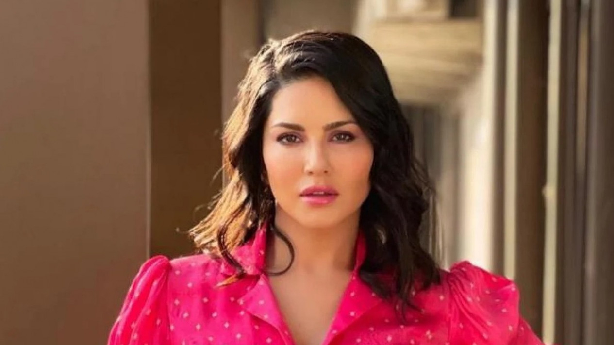 Sunny Leone Ka Xxxx Video Hd - Sunny Leone Ungkap Alasan Bikin Video Porno Bareng Suami