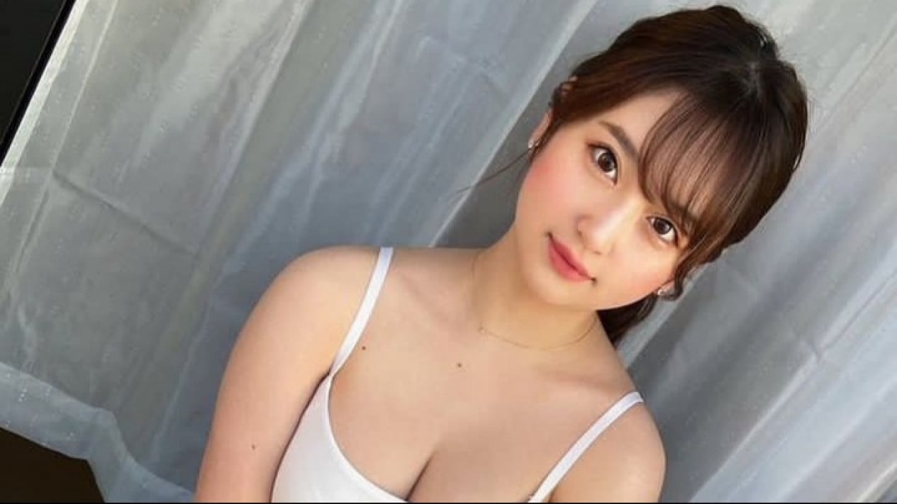 Gadis Jepang Telanjang Bulat - Debut Film Porno, Kaname Momojiri Ngaku Sempat Nangis Saat Telanjang