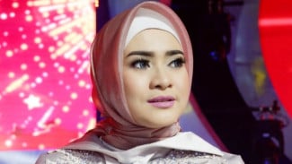 Lirik Lagu Memandangmu - Ikke Nurjanah