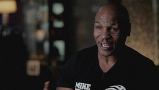 Magic Mushroom 'Booster' Mike Tyson Sebelum Tanding