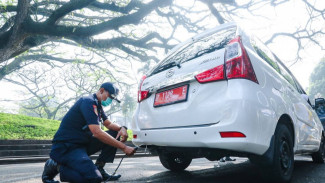 Kendaraan di Kota Bandung Wajib Lulus Uji Emisi, Apa Manfaatnya?