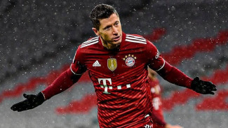 Lewandowski Sukses di Sepakbola dan Bisnis