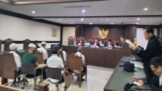 Tok! 6 Pengeroyok Ade Armando Divonis 8 Bulan Penjara
