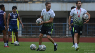 Dua Asisten Pelatih Baru Milla Mulai Bekerja