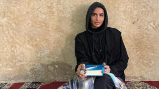 Perjalanan Haru Model Prancis Mencari Sang Ayah hingga Berujung Masuk Islam