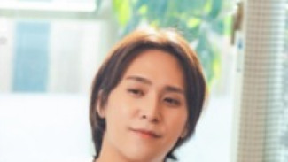 Song Dong Woon Umumkan Akan Menikah Dengan Pacarnya