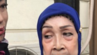Ibunda Ferry Irawan Ngotot Anaknya Tak Lakukan Kdrt