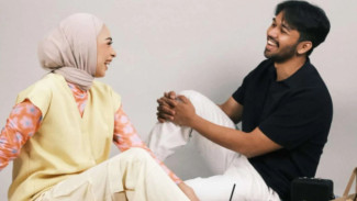 Romantis Begini Kisah Cinta Ira Nandha dan Elmer Syaherman hingga Menikah