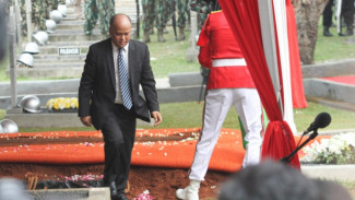 Miliki Latar Belakang Ilmuan, Jadi Alasan Surya Paloh Usung Putra BJ Habibie di Pilgub Jabar