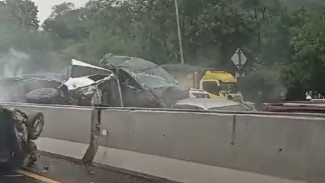 Himbauan Jasa Marga Pasca Tragedi Kecelakaan Beruntun di Tol Purbaleunyi