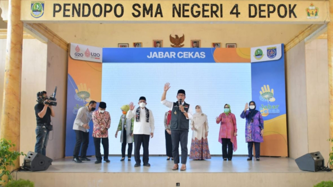 Ridwan Kamil bersama Atalia Paratya Ridwan Kamil