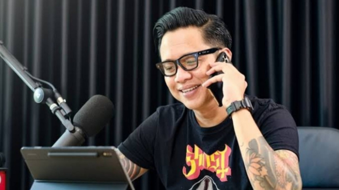 Gofar Hilman jadi penyiar Prambors FM