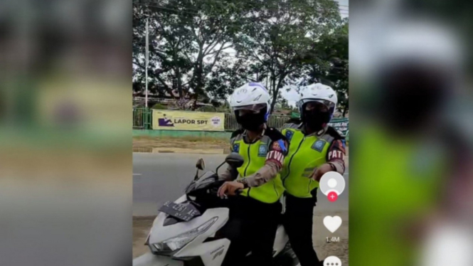 Tangkap layar video pengemudi adu argumen dengan polisi