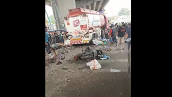 Tangkap layar video kecelakaan maut di Cibubur