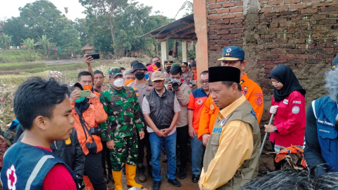 Plh Gubernur Jawa Barat, Uu Ruzhanul Ulum