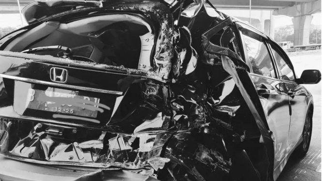 Kecelakaan Mobil Dinda Kanyadewi