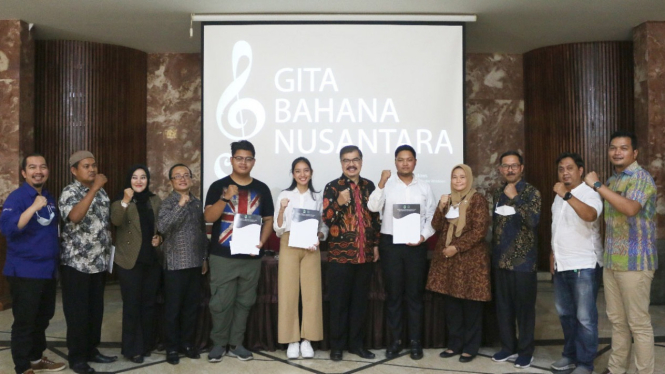 Lepas keberangkatan empat peserta Gita Bahana Nusantara