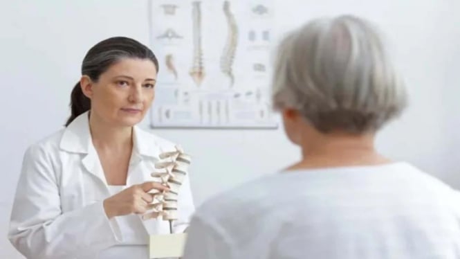 Ilustrasi pasien osteoporosis
