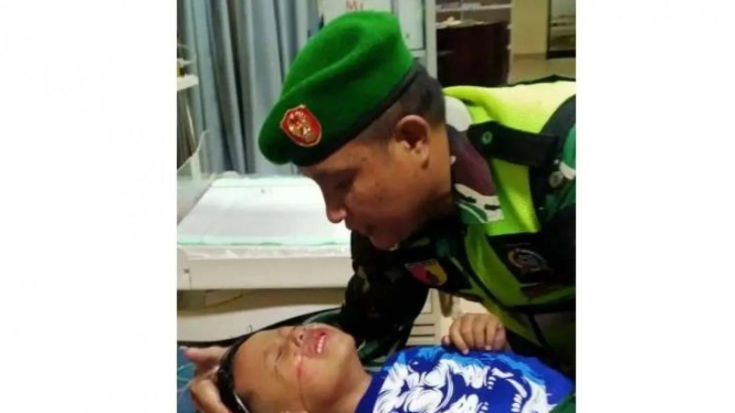 Prajurit TNI AD berhasil selamatkan seorang Balita di Kanjuruhan