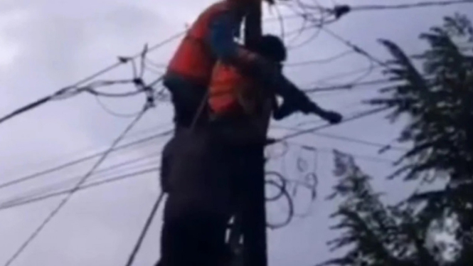 Petugas PLN tersengat listrik