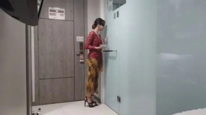 Video mesum wanita kebaya merah