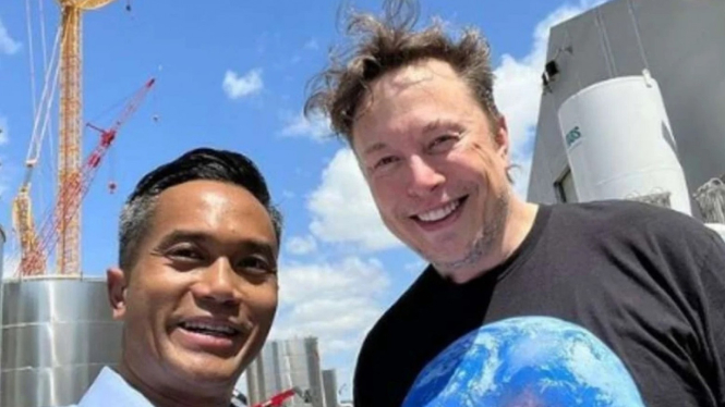Anindya Bakrie dan Elon Musk
