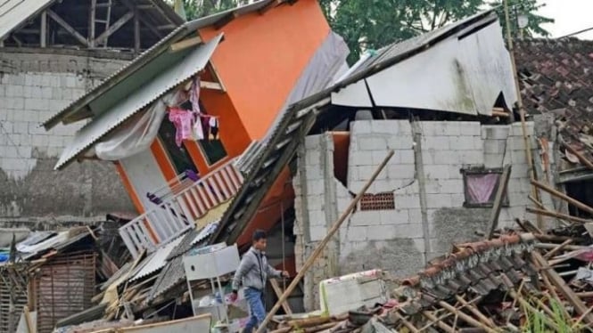Rumah warga rusak berat terdampak gempa Cianjur