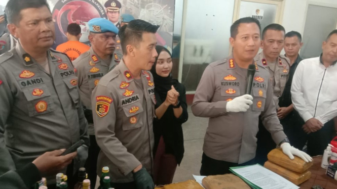Pers release ungkap kasus narkoba di Mapolresta Bandung